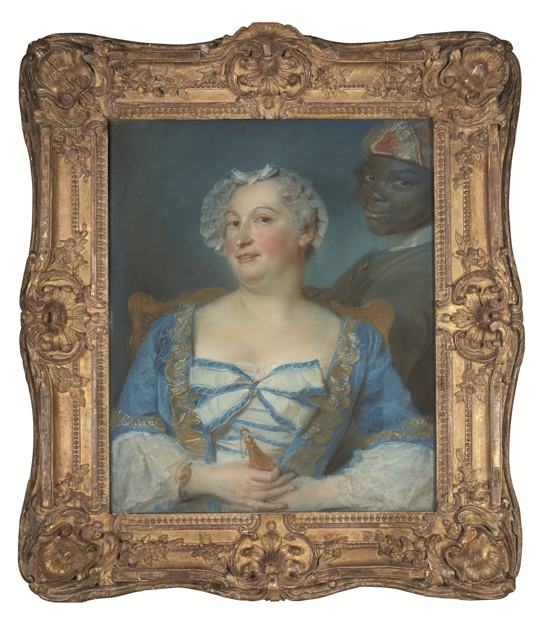 Porträt einer Frau in blauer Robe und ihres schwarzen Dieners von Jean Baptiste Perronneau