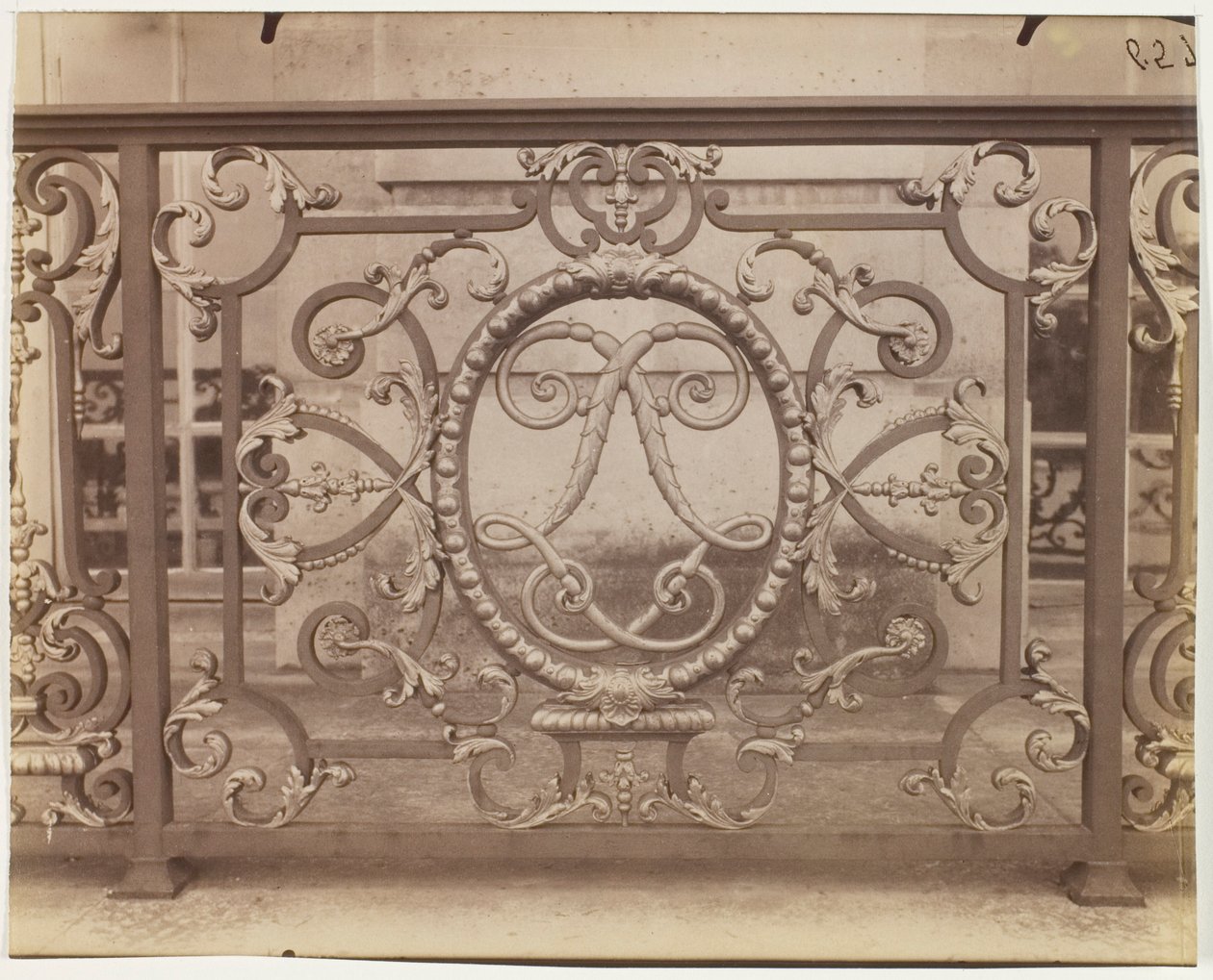 Versailles, Gitter des Schlosses von Jean Eugène Auguste Atget