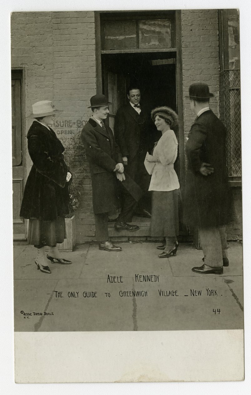 Adele Kennedy, die einzige Führerin durch Greenwich Village, New York, USA von Jessie Tarbox Beals