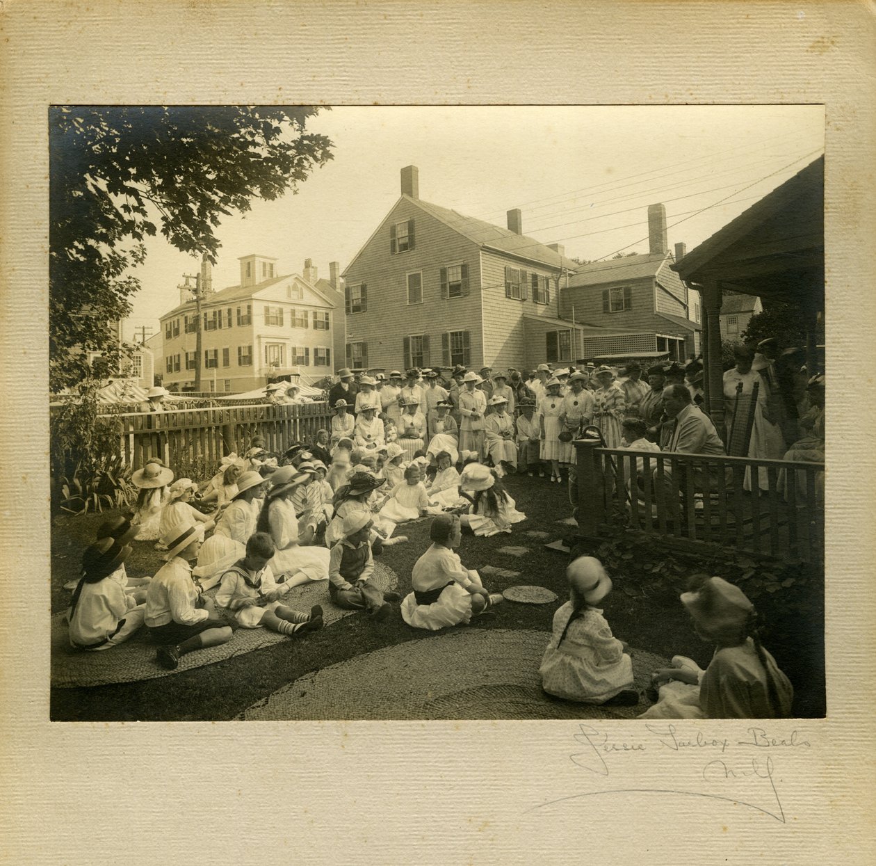 Nantucket Island, Mass, ca. 1905-15 von Jessie Tarbox Beals