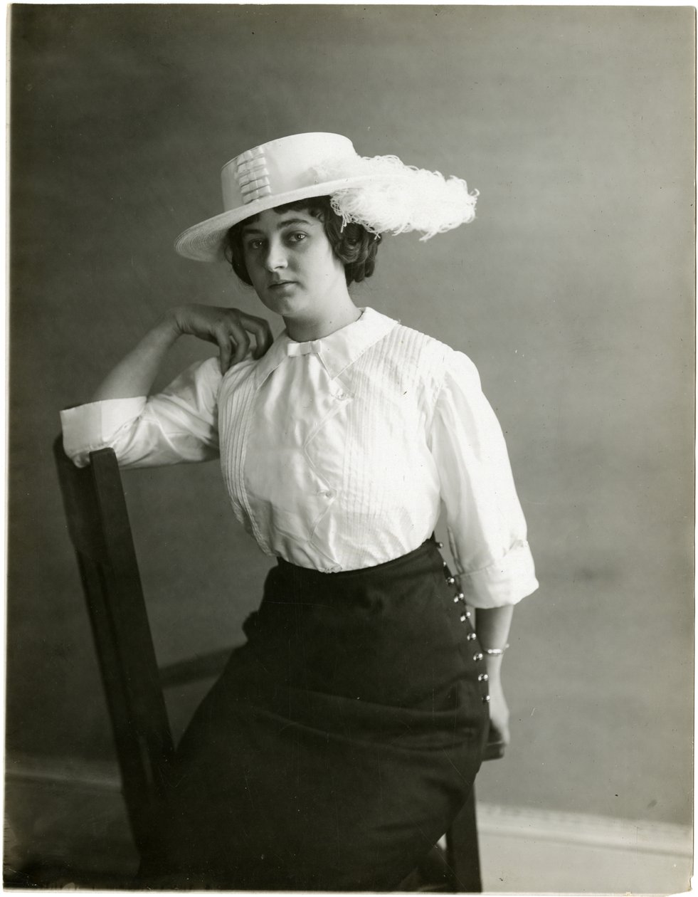 Weiße Seidenbluse, McCreery