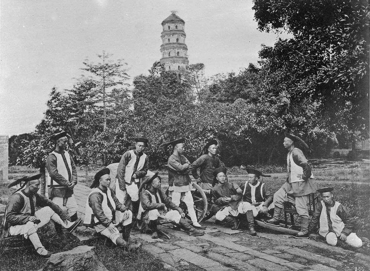 Die einheimische Garde von Sir D.B. Robertson, Britisches Konsulat, Kanton, 1872 von John Thomson
