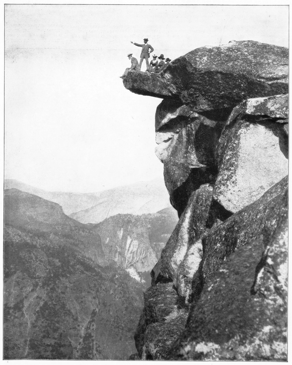 Glacier Point, Yosemite Valley, Kalifornien, USA von John L. Stoddard