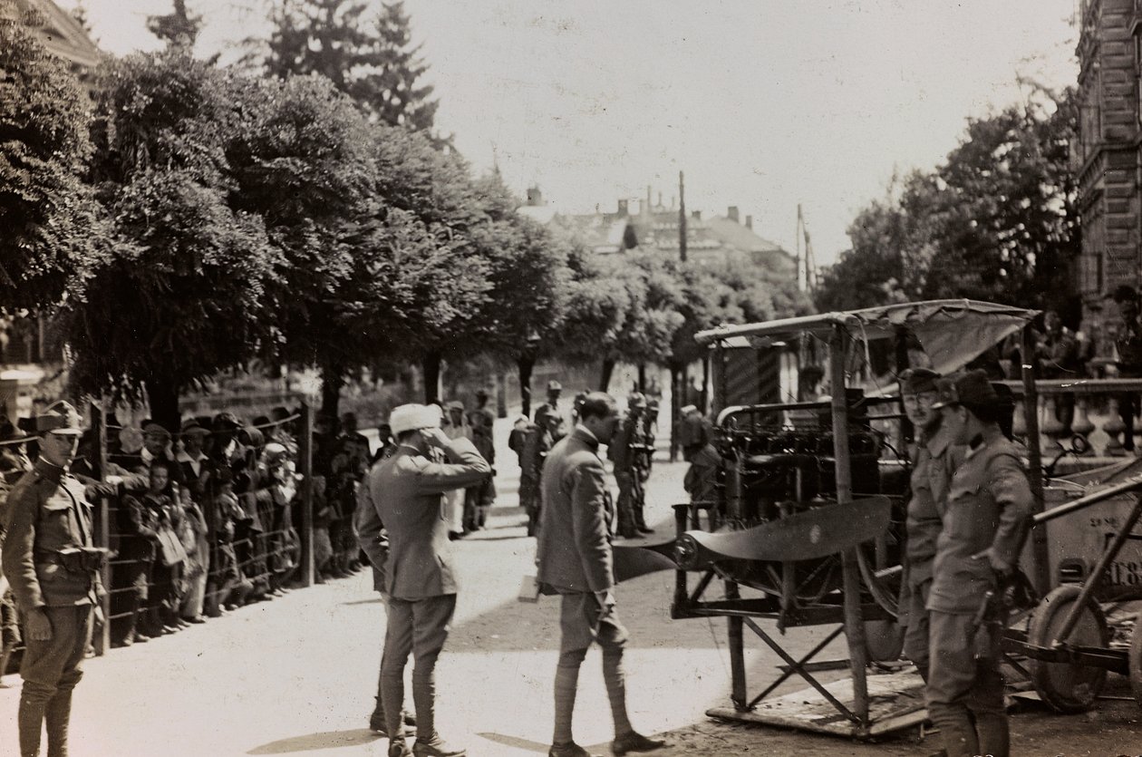 Album "Meine Weltkriegs-Erinnerungen Südwestfront (Kärnten, Italien, Südtirol) 31.03.1915-12.11.1918 - Josef Zohles Wien": Österreichische Soldaten (s/w Foto) von Josef Zohles