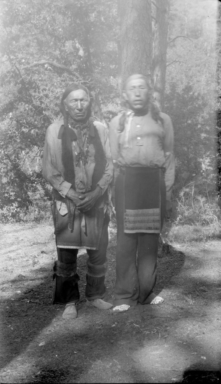 Black Elk und Sohn, Black Elk, Ogalalla Sioux, die in der Custer-Schlacht kämpften von Joseph G. Masters