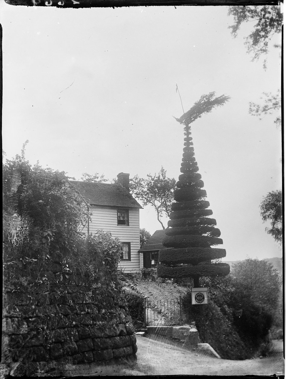 Ashurst Post Office, Ashurst Hill, Speldhurst, Tunbridge Wells, Kent von Katherine Jean Macfee