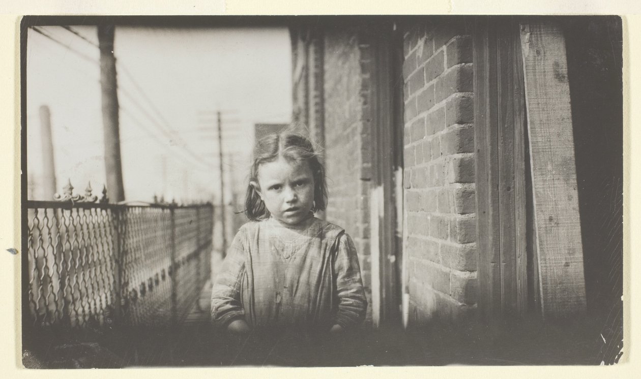 Lilie Stainers, 7 Jahre alt. Atlanta, Georgia von Lewis Wickes Hine