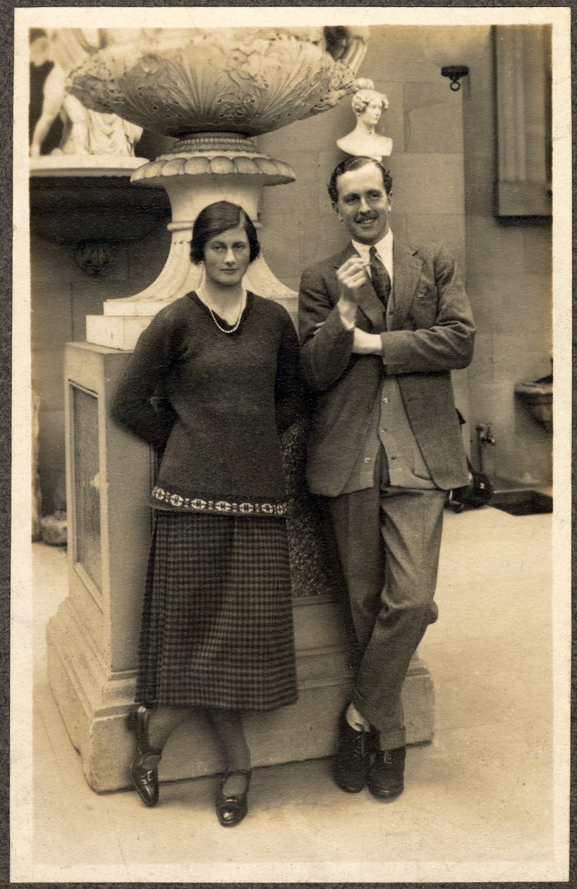 Lady Rachel Cavendish und Viscount Stuart of Findhorn (s/w Foto) von Unbekannt Unbekannt