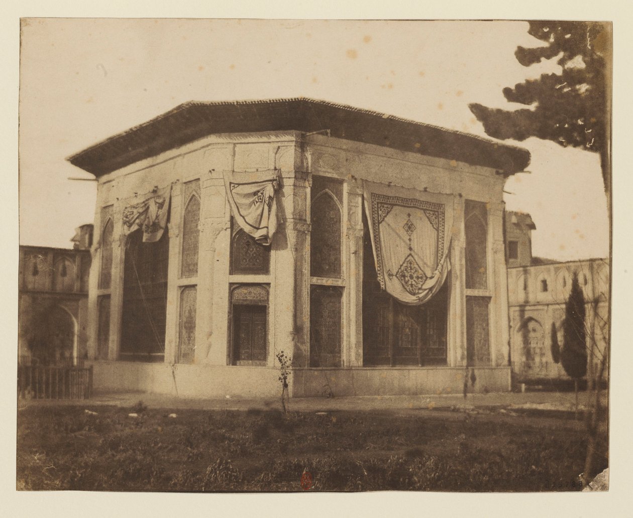 Teheran. Ein Pavillon des Palastes von Luigi Pesce