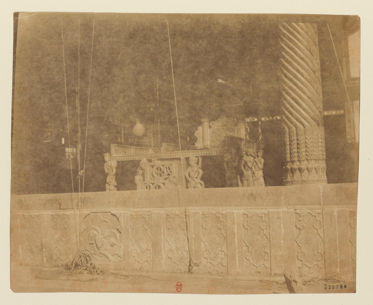 Teheran, Thron aus Indien von Nadir Shah [Golestan, Marmorthron] von Luigi Pesce