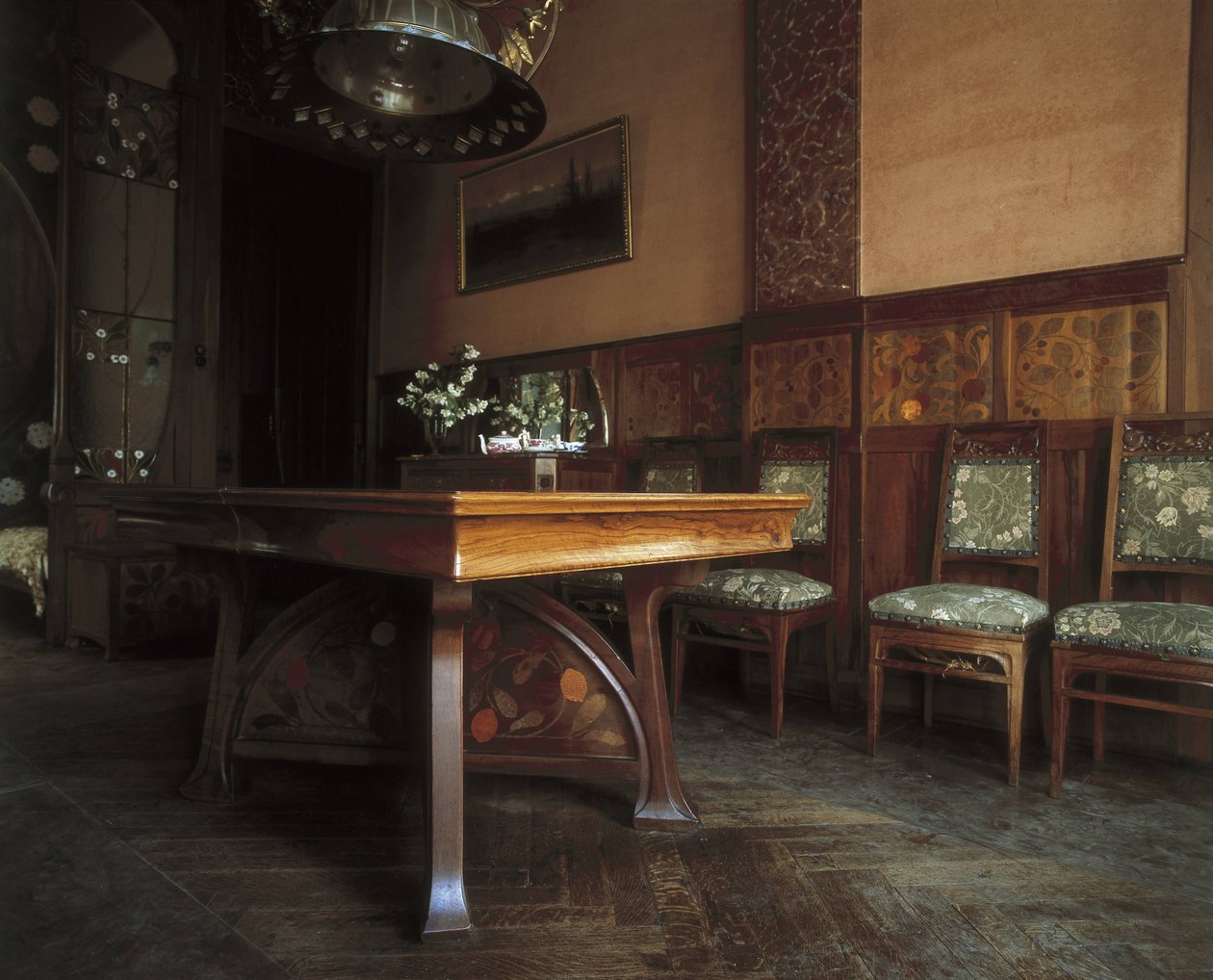 Das Esszimmer, Casa Nava (1901-1907), in Reus - DOMENECH I MONTANER, Lluis (1850-1923). Navas-Haus. 1901-1907. Spanien. Reus. Navas-Haus. Esszimmer, mit Möbeln von Gaspar Homar i Mesquida. Modernismus. Architektur von Luis Domenech i Montaner