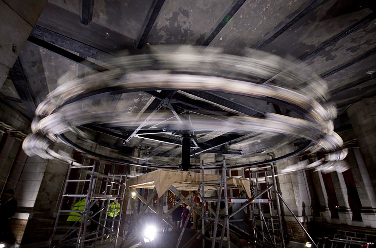 Zauberlaterne, 2010 von Mat Collishaw