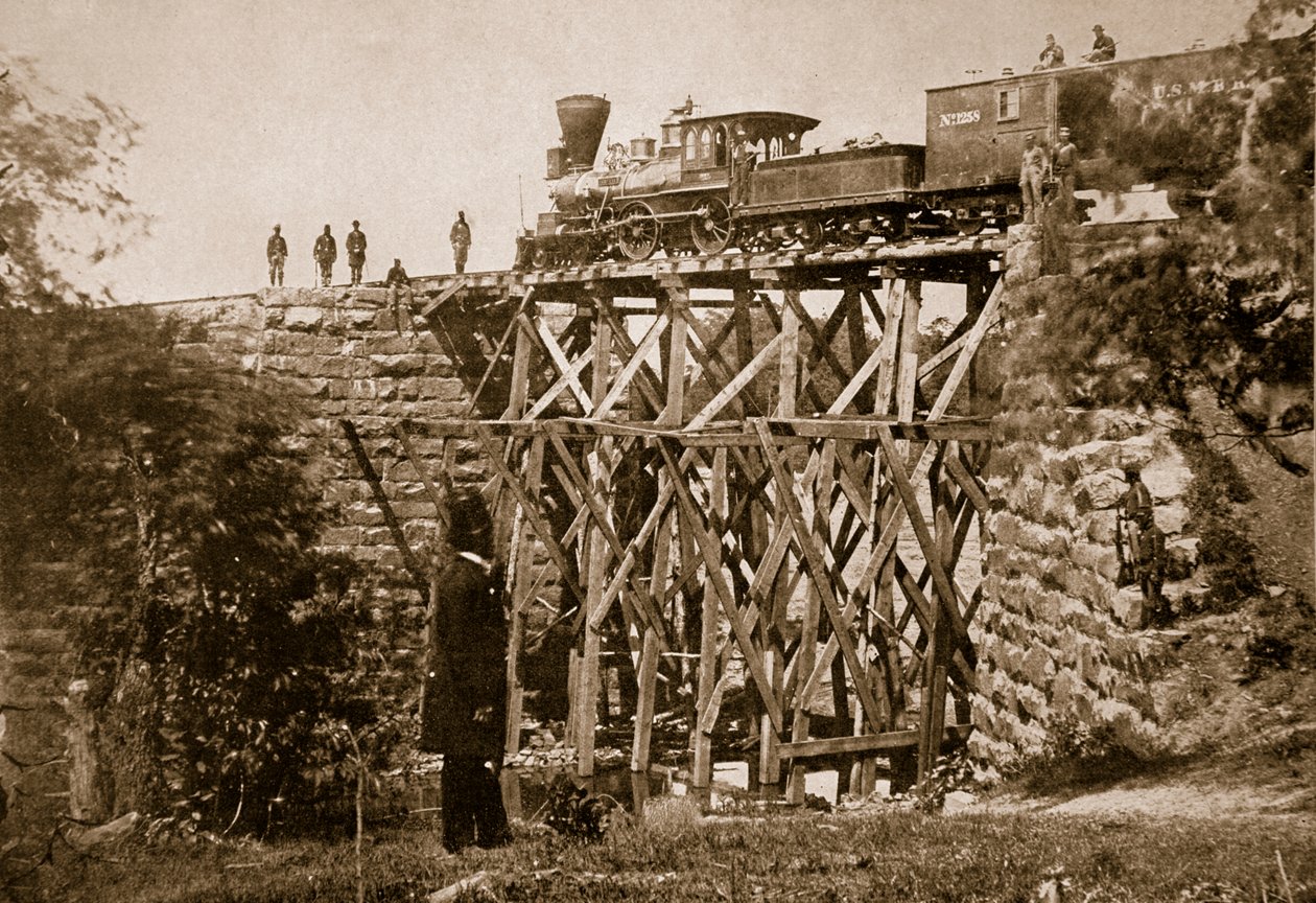 Brücke gebaut von Truppen an der Orange und Alexandria Eisenbahn, 1861-65 von Mathew B. Brady