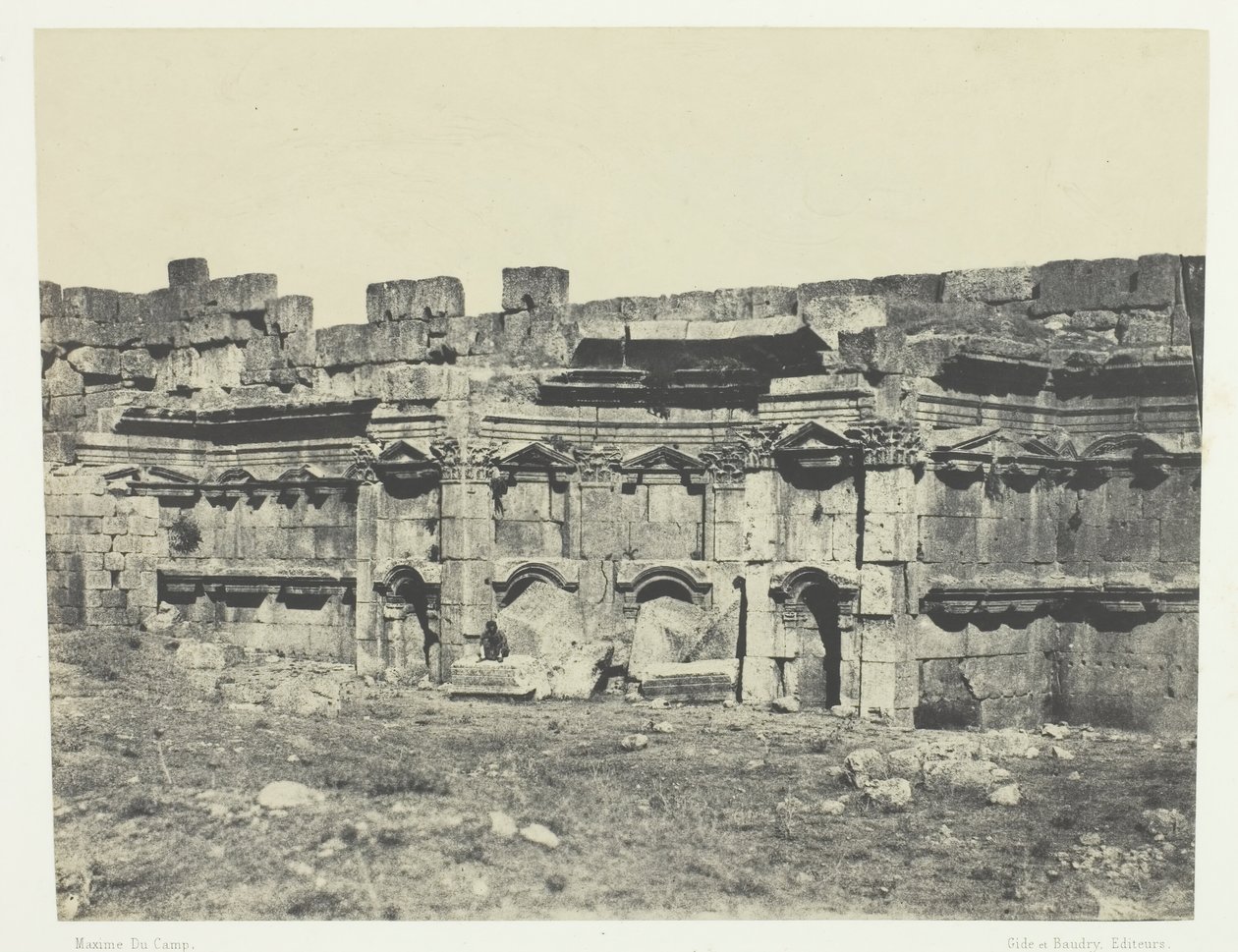 Baalbeck, Innenraum des Tempelkomplexes des Sonnengottes und des Jupiter, Syrien, 1849-51, gedruckt 1852 von Maxime Du Camp