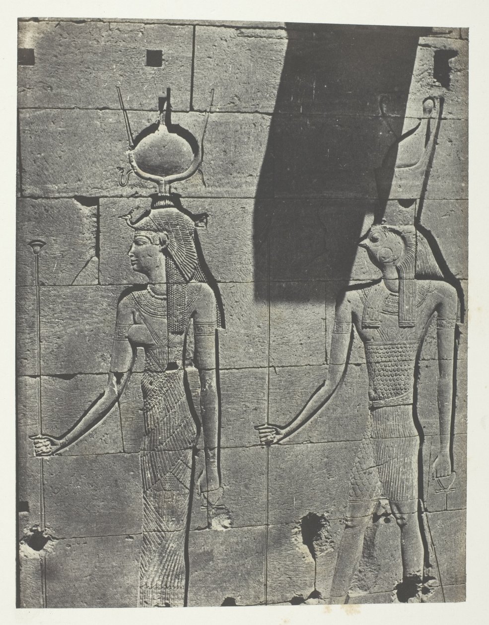 Kalabscheh, Skulpturen der hinteren Fassade des Tempels; Nubien, Tafel 92 aus dem Album "Ägypten, Nubien, Palästina und Syrien" (1852) von Maxime Du Camp