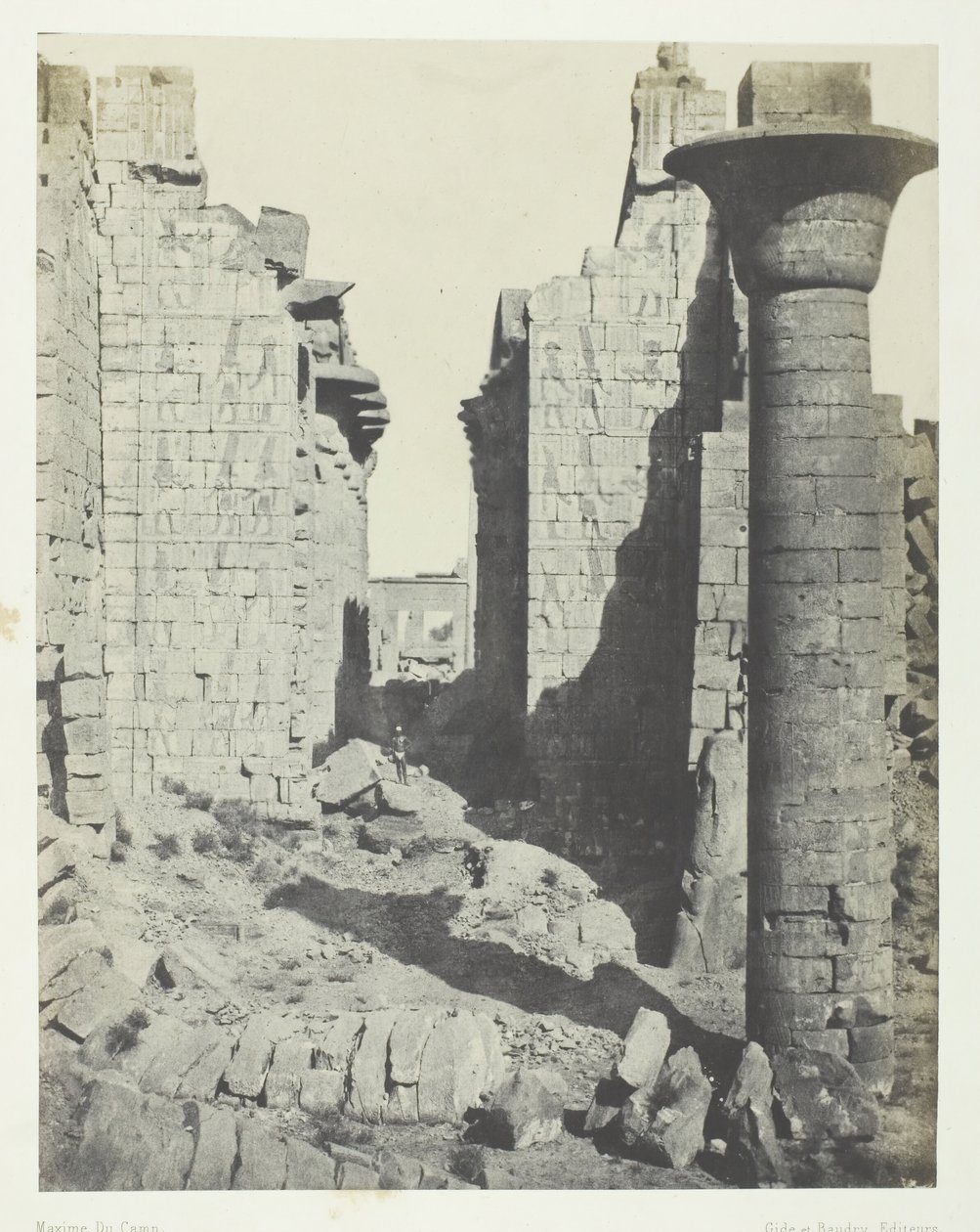 Palast von Karnak, Hof der Bubastiten und Haupteingang der Hypostylhalle, Theben, 1849-51 von Maxime Du Camp