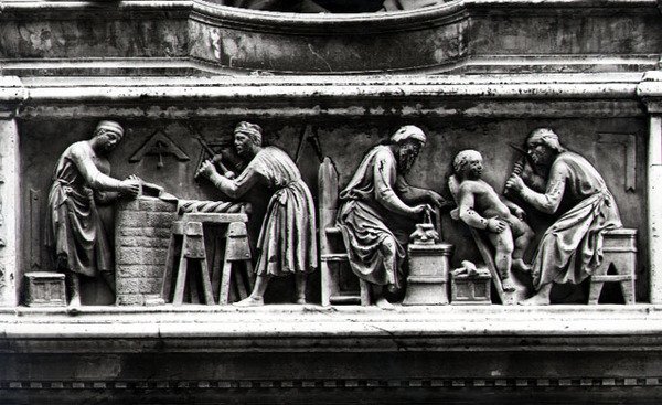 Relief, das Künstler und Handwerker bei der Arbeit darstellt von Nanni di Banco