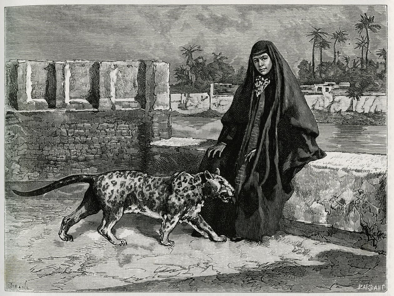 Torkan Khanoum, Favoritin von Scheich Moses, mächtiger Stammesführer von Arabistan mit seiner Panther. Gravur von Tofani, zur Illustration der Geschichte „Persien, Chaldäa und Susiane“ von Oswaldo Tofani
