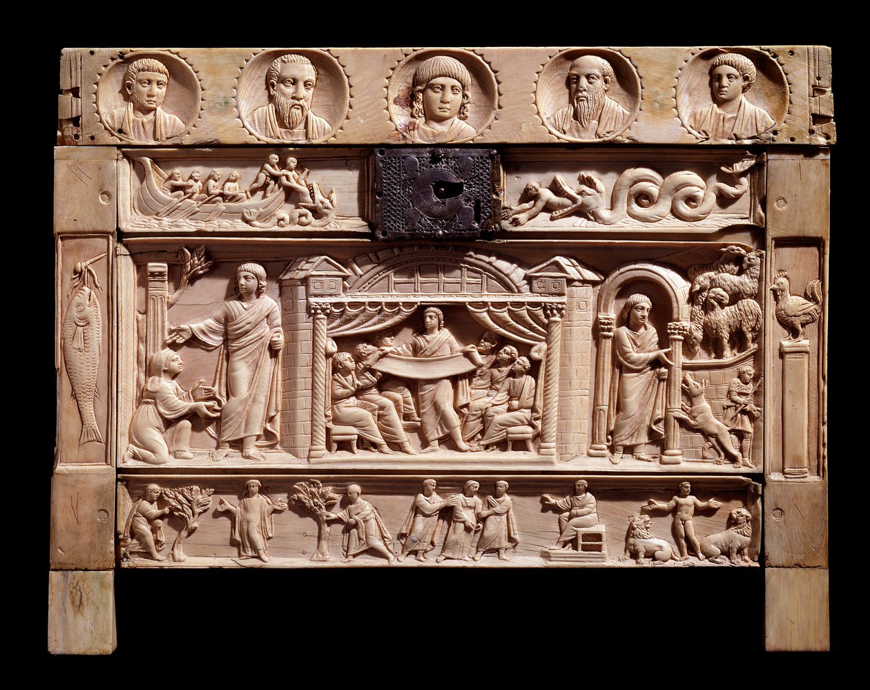 Reliquiar mit Reliefs, die Szenen des Alten Testaments darstellen von Paleo Christian