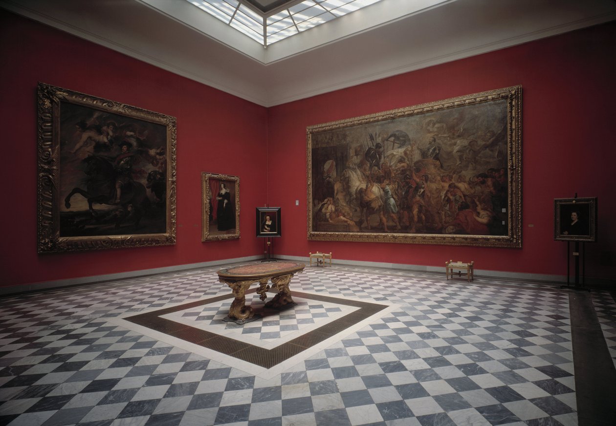 Saal des Museums, der Henri IV. in der Schlacht von Ivry und den Triumphalen Einzug von Heinrich IV. in Paris von Rubens präsentiert von Peter Paul Rubens