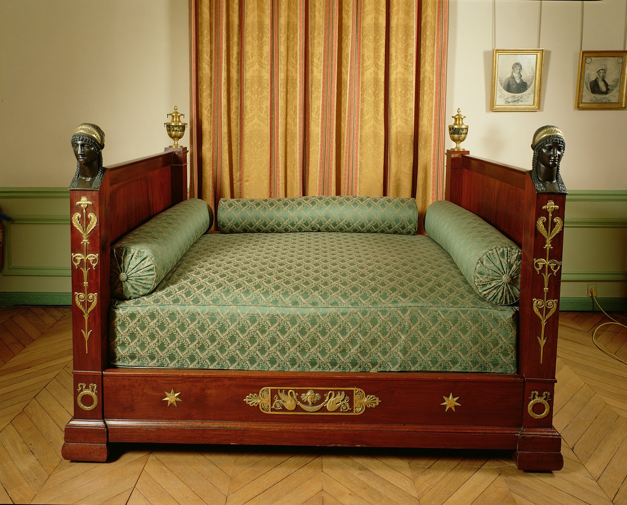 Napoleons Bett aus dem Kaiserpalast in Bordeaux, 1804-15 von Pierre Philippe Thomire