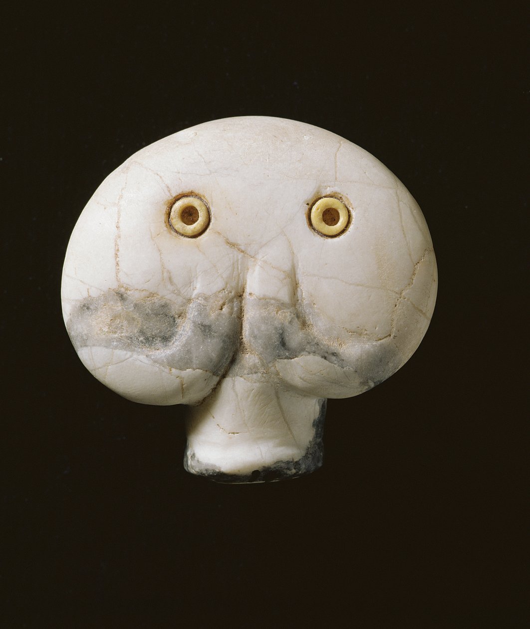 Amulett eines Widderkopfes mit eingelegten Perlenaugen von Predynastic Period Egyptian