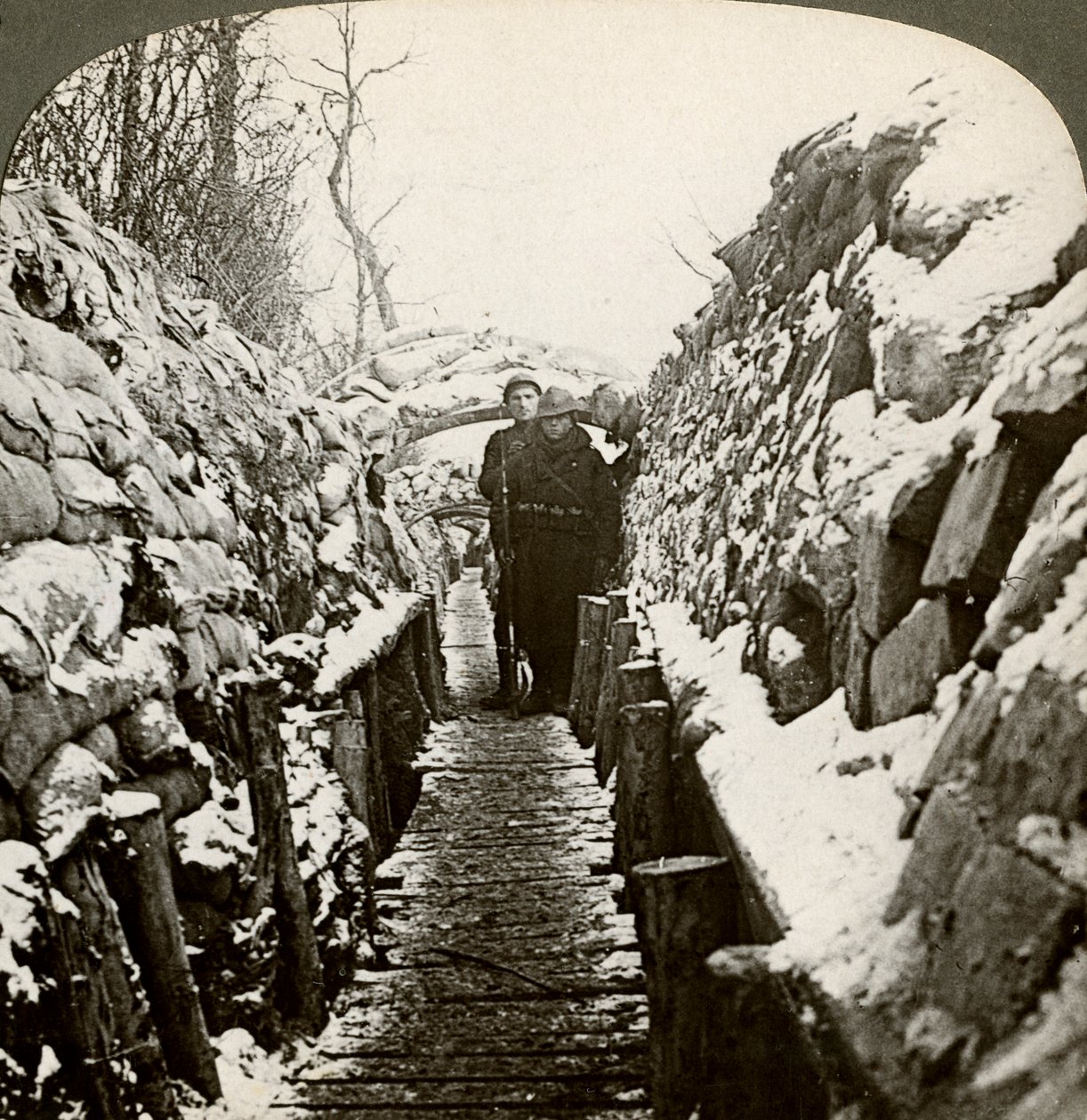 Winter in den belgischen Schützengräben bei Nieupoort, Belgien, 20. Jahrhundert von Realistic Travels Publishers