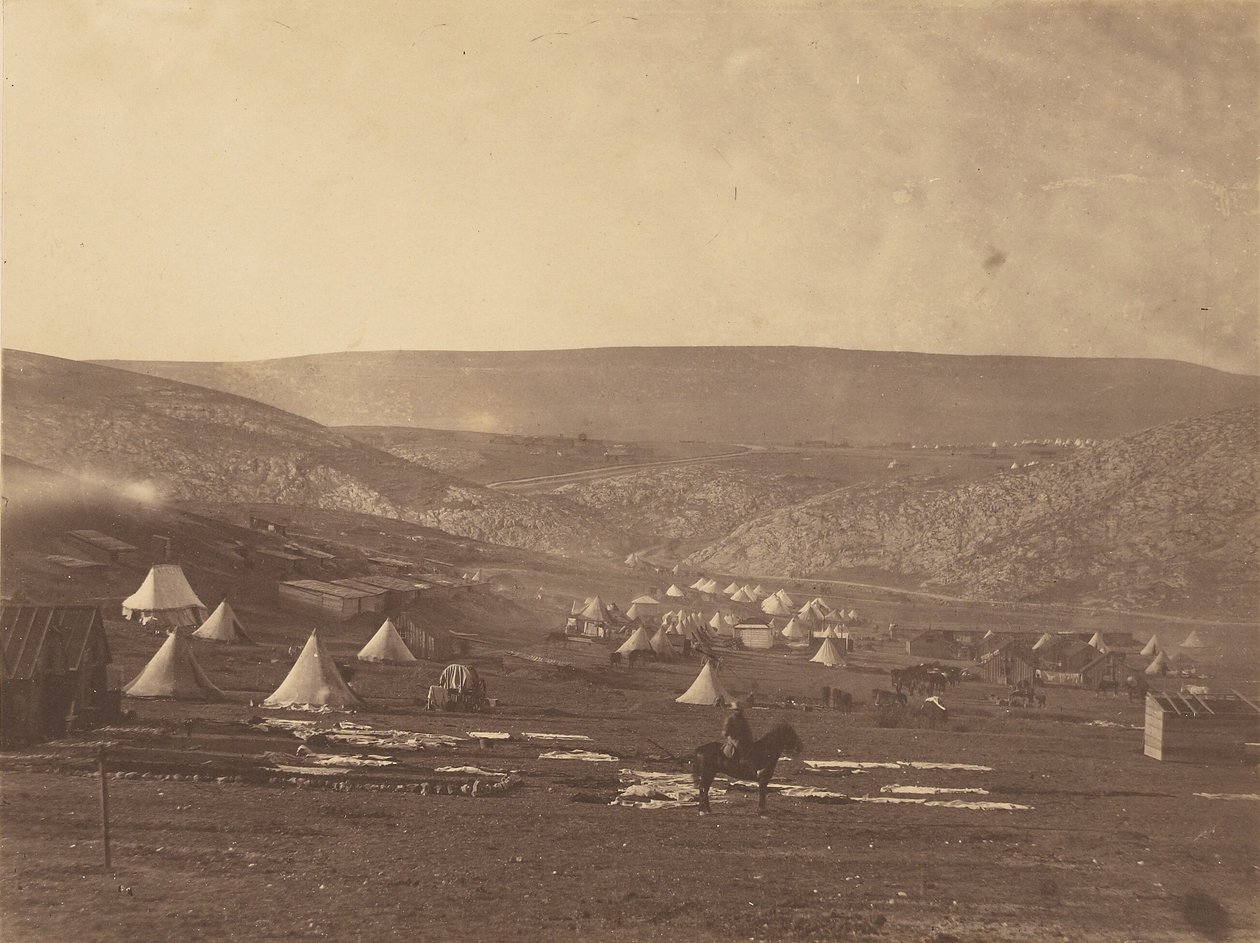 Kavallerielager, Balaklawa, Blick auf das Plateau von Sewastopol von Roger Fenton