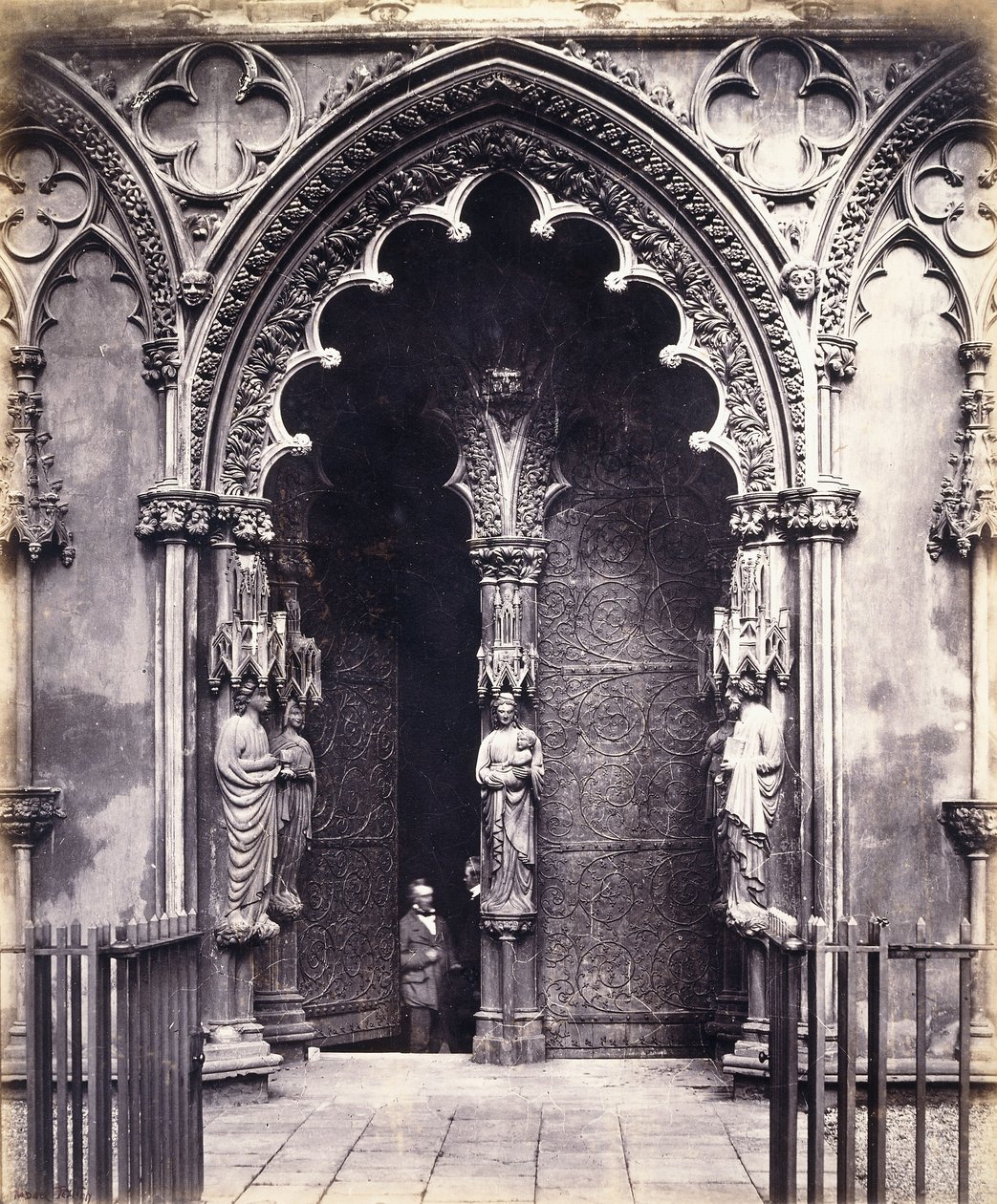 Lichfield: die Westvorhalle von Roger Fenton