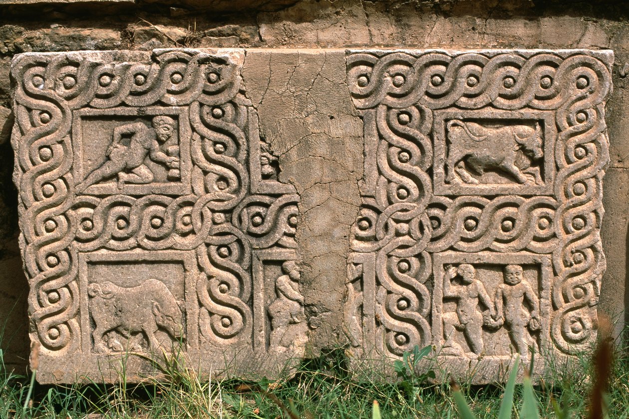 Architekturfragment mit geschnitzter Dekoration, Hochimperialzeit (27 v. Chr. - 395 n. Chr.) von Roman Imperial Period