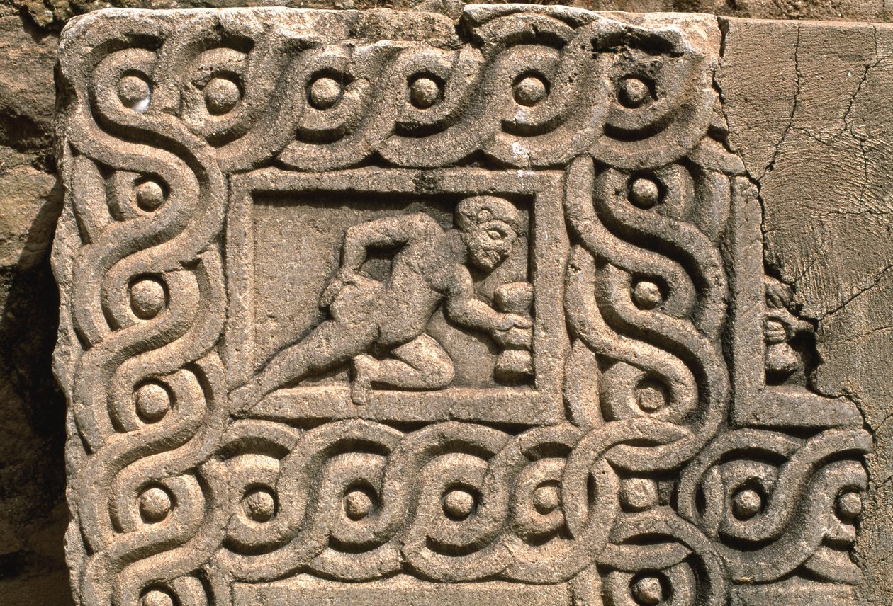 Architektonisches Fragment mit geschnitzter Dekoration, Detail, Hochimperiale Periode (27 v. Chr.-395 n. Chr.) von Roman Imperial Period