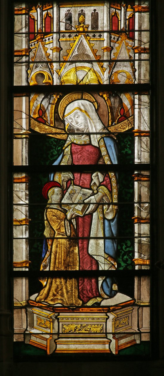 Fenster, das die heilige Anna darstellt, wie sie der Jungfrau das Lesen beibringt, 1500-10 von Rouen School