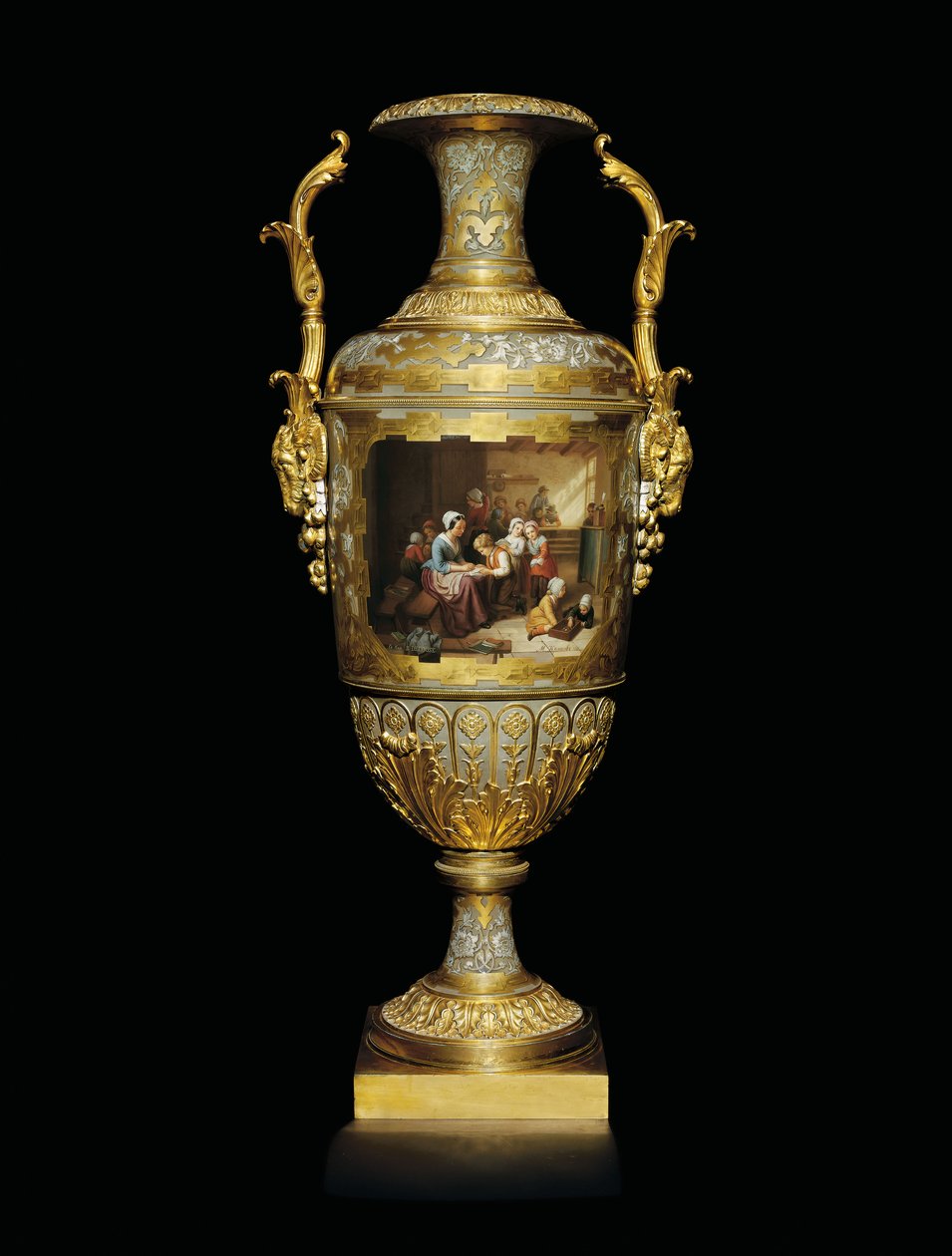Ein Alexander II Porzellan- und Goldblattvase mit zwei Henkeln, bemalt mit einer Schulszene nach B, 1866 von Russian School