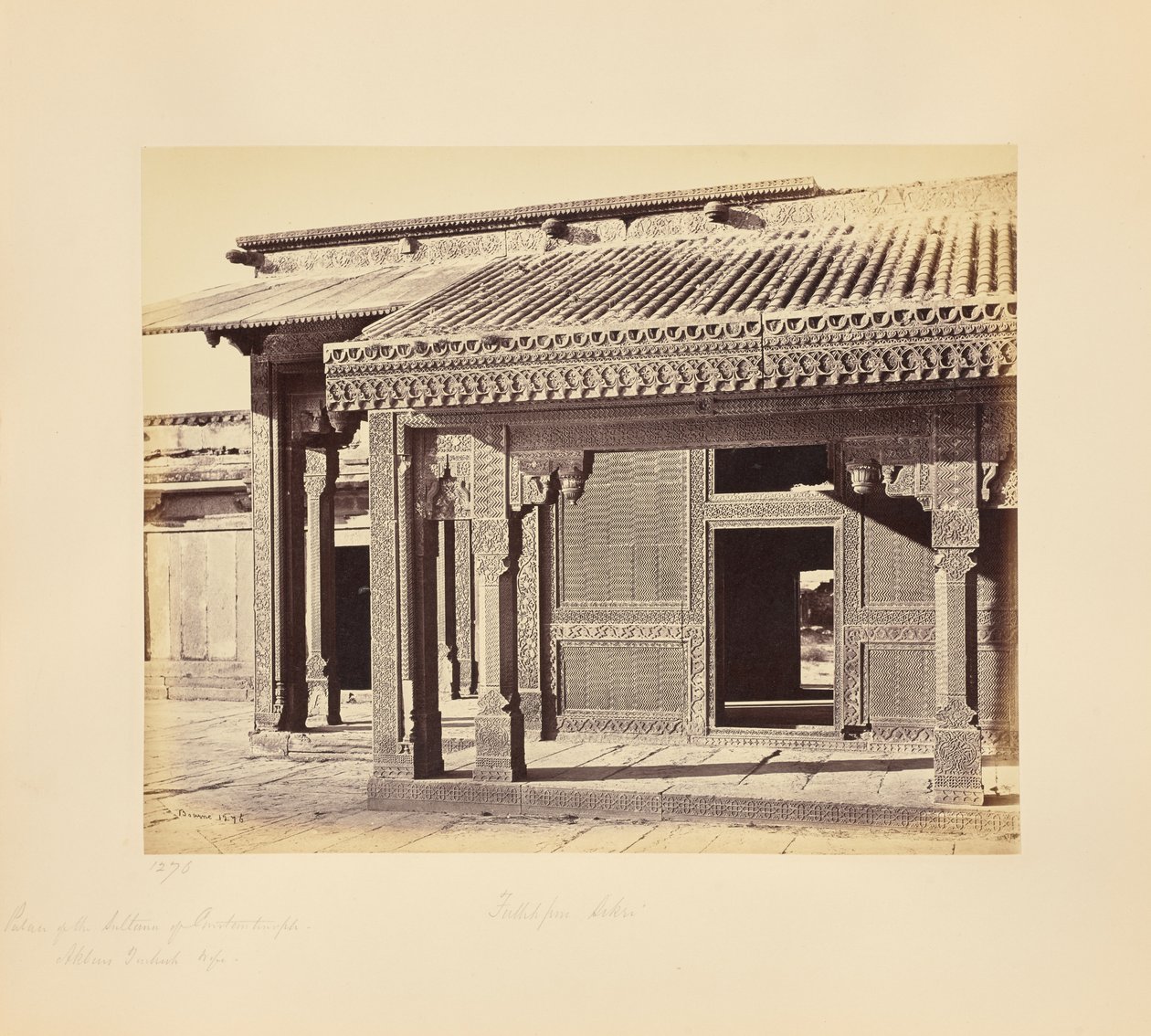 Futtypore Sikri; Der Palast der Sultana von Konstantinopel, Akbars türkische Frau von Samuel Bourne