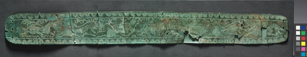 Gürtel mit laufenden Tieren, um 1000 v. Chr. von School Russian