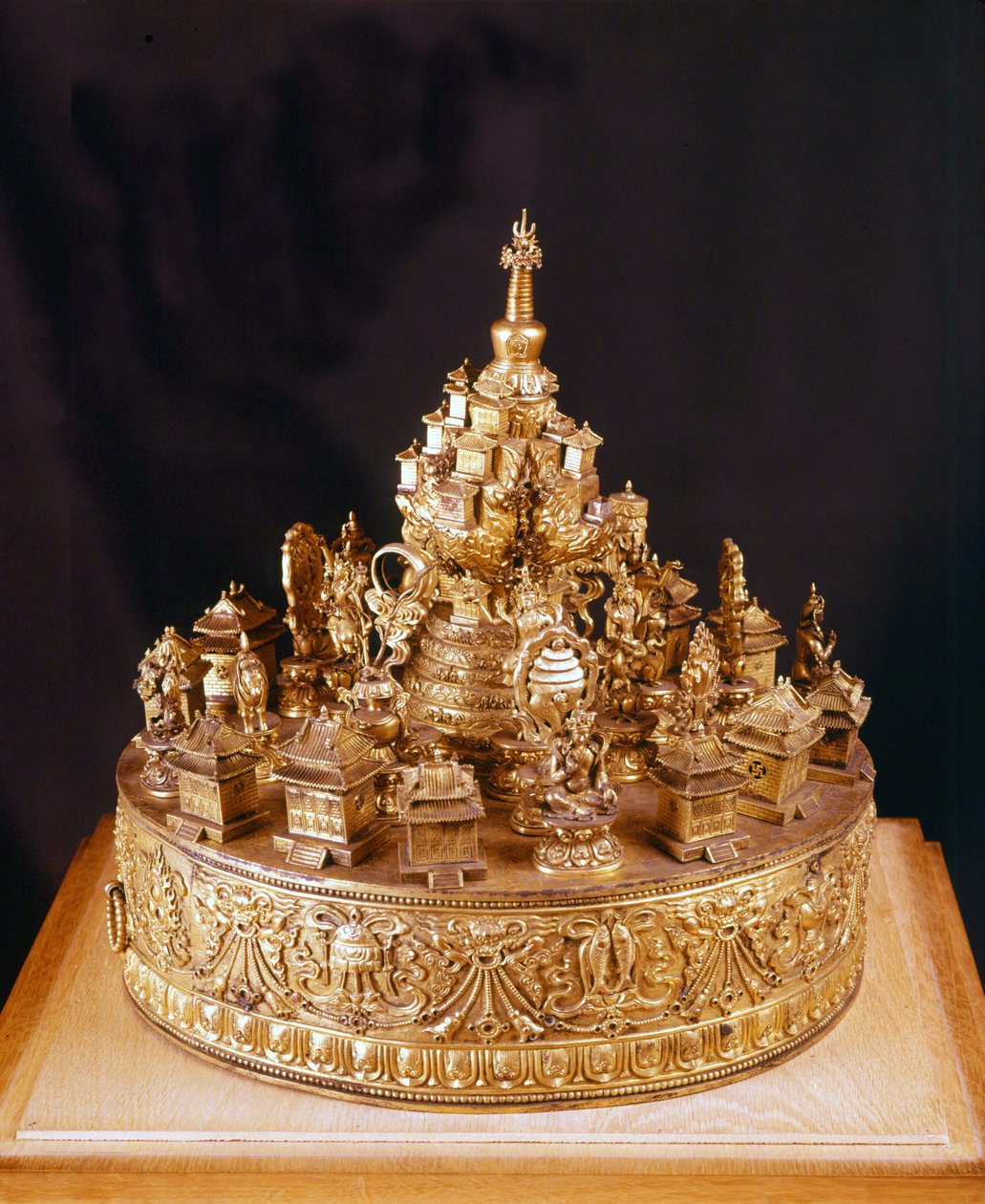 Mandala Tibetain: seltenes Stück in skulptiertem Goldbronze. Das Mandala ist eine Ansicht des göttlichen Kosmos, in dessen Zentrum sich der Berg Merou befindet, ein Berg, der vom Palast des höchsten Gottes Indra überragt wird und von vier Kontinenten umgeb von School Tibetan