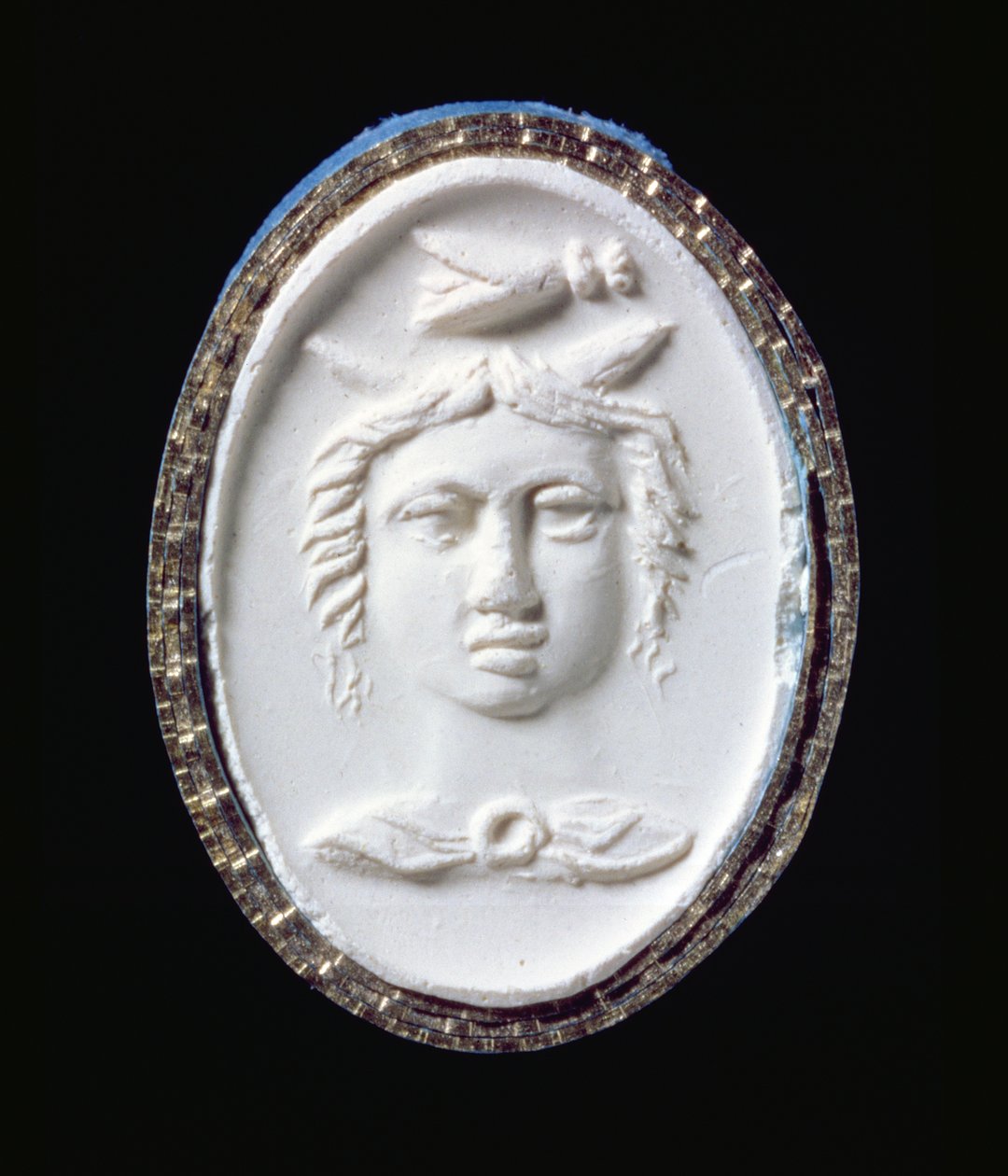 Eindruck eines Goldrings mit einem frontalen Kopf von Scythian