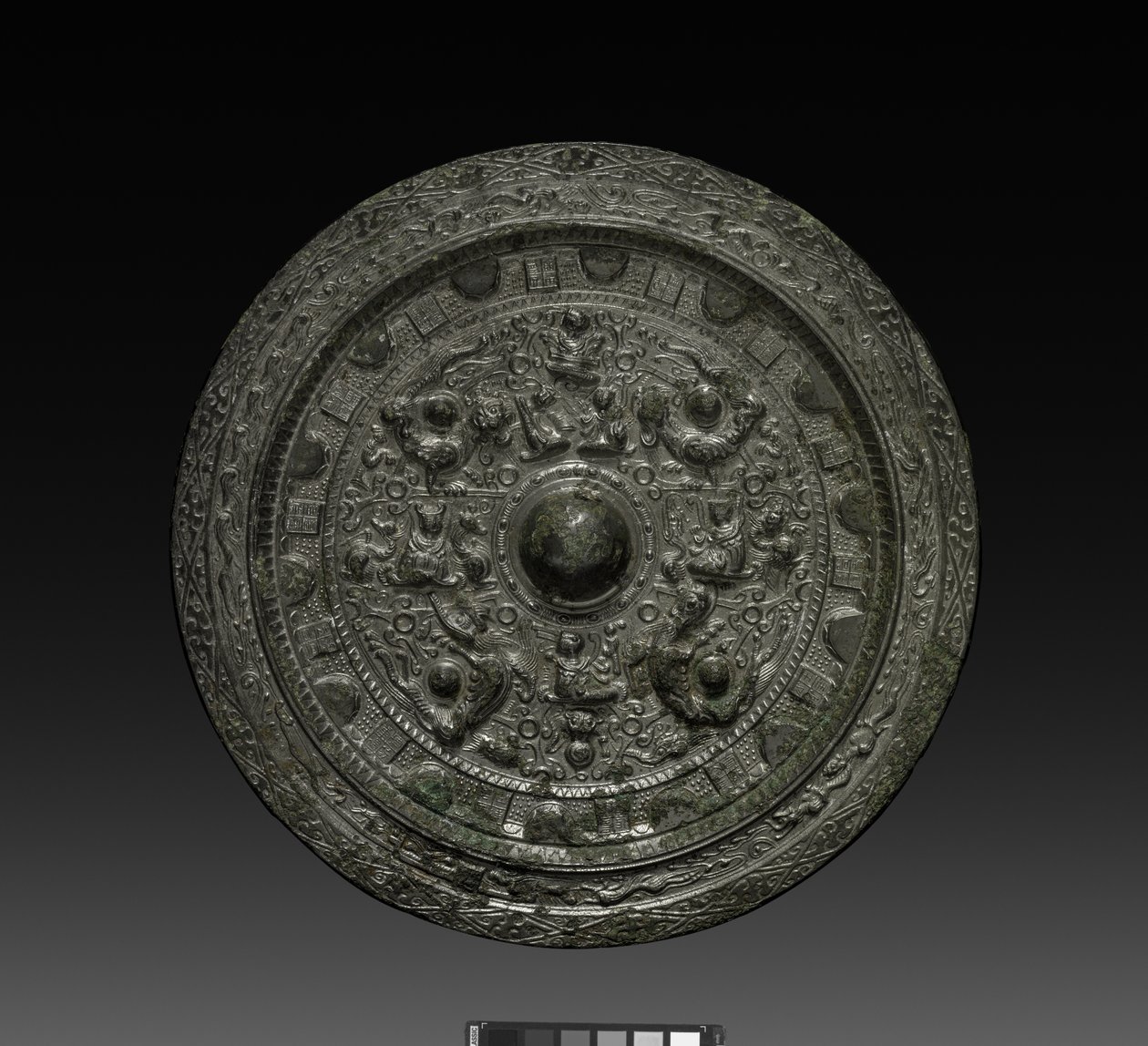 Spiegel mit Xiwangmu, ca. 317-400 (Bronze) von Six Dynasties Chinese School