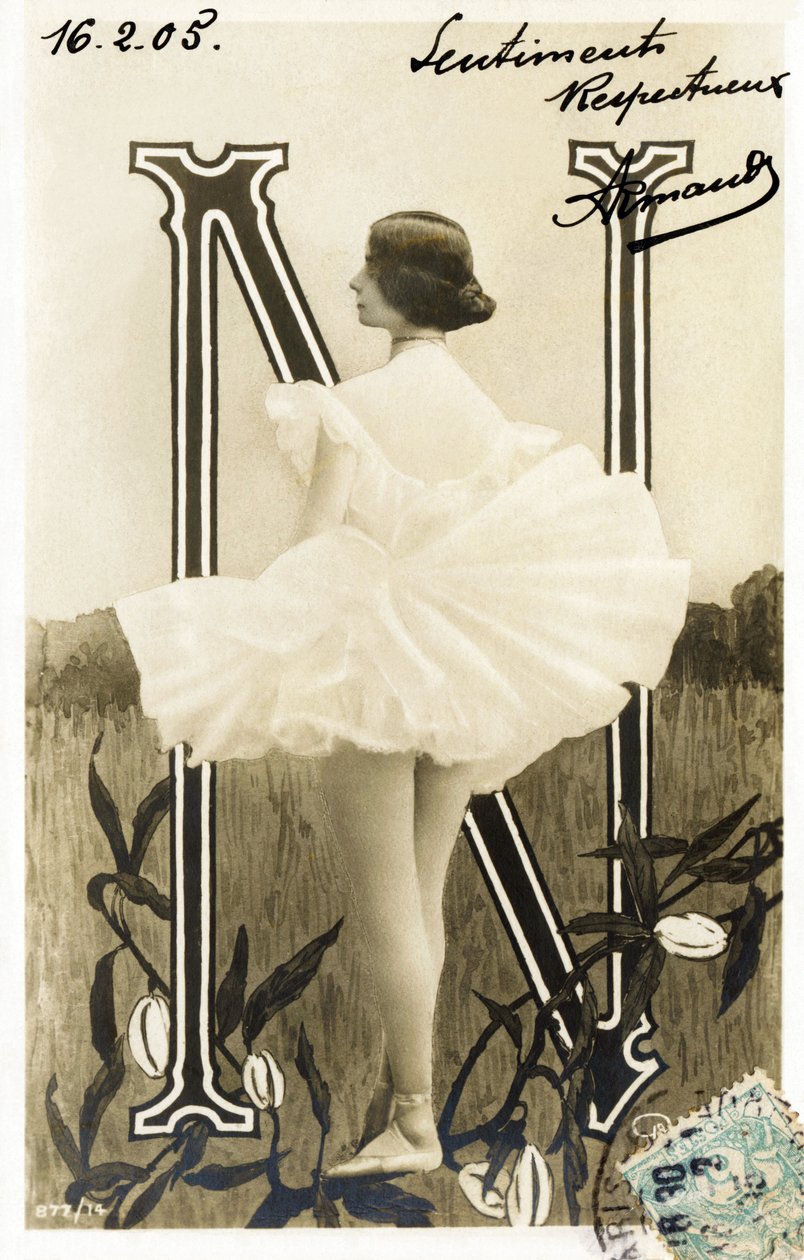 N: Cleopatre Diane de Merode, genannt Cleo de Merode, Tänzerin aus der Belle Epoque, ausgebildet an der Oper von Paris - Theatre des Folies Bergere, Paris - Alphabet auf Postkarte von Studio Reutlinger