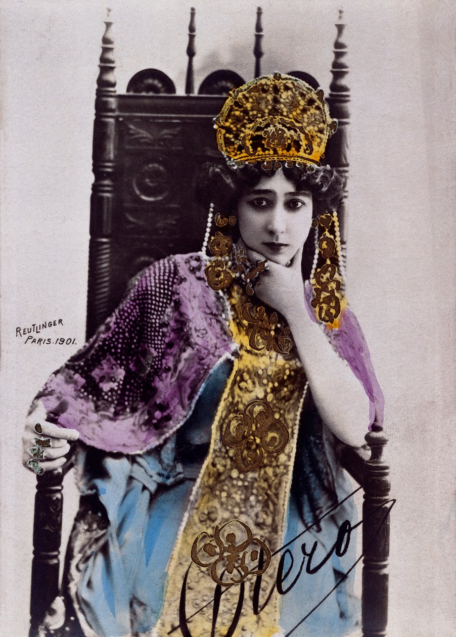 Porträt von Caroline (La Belle) Otero (1868-1965), Postkarte mit Autogramm von Studio Reutlinger