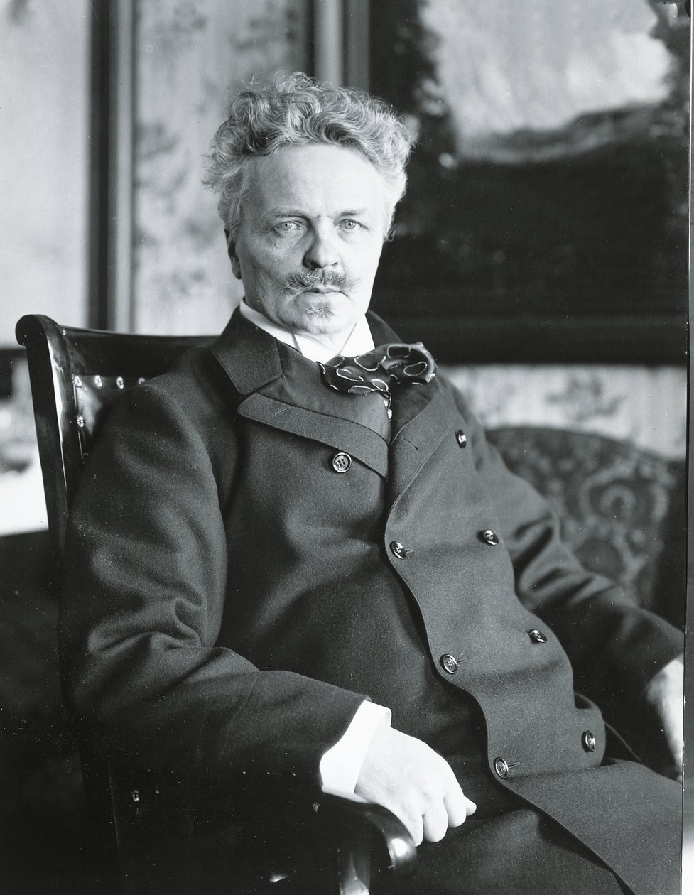 August Strindberg in seinem Haus in Stockholm von Swedish Photographer
