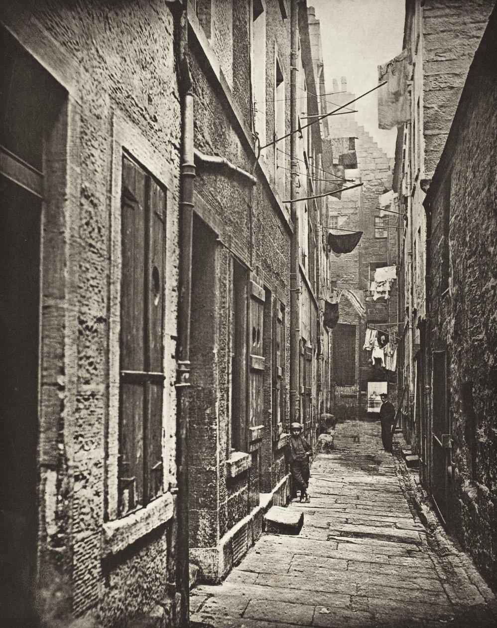 Close No. 65 High Street (#13) von Thomas Annan