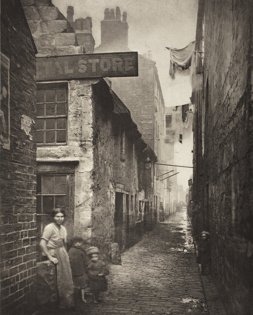 Old Vennel Off High Street (#2) von Thomas Annan