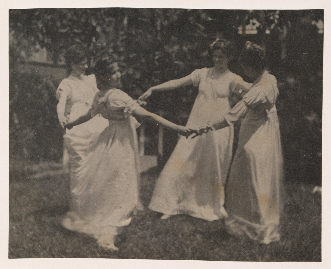 Susan Hannah Macdowell, Unbekanntes Mädchen, Elizabeth Macdowell und möglicherweise Mary Macdowell im Macdowell-Haus von Thomas Eakins