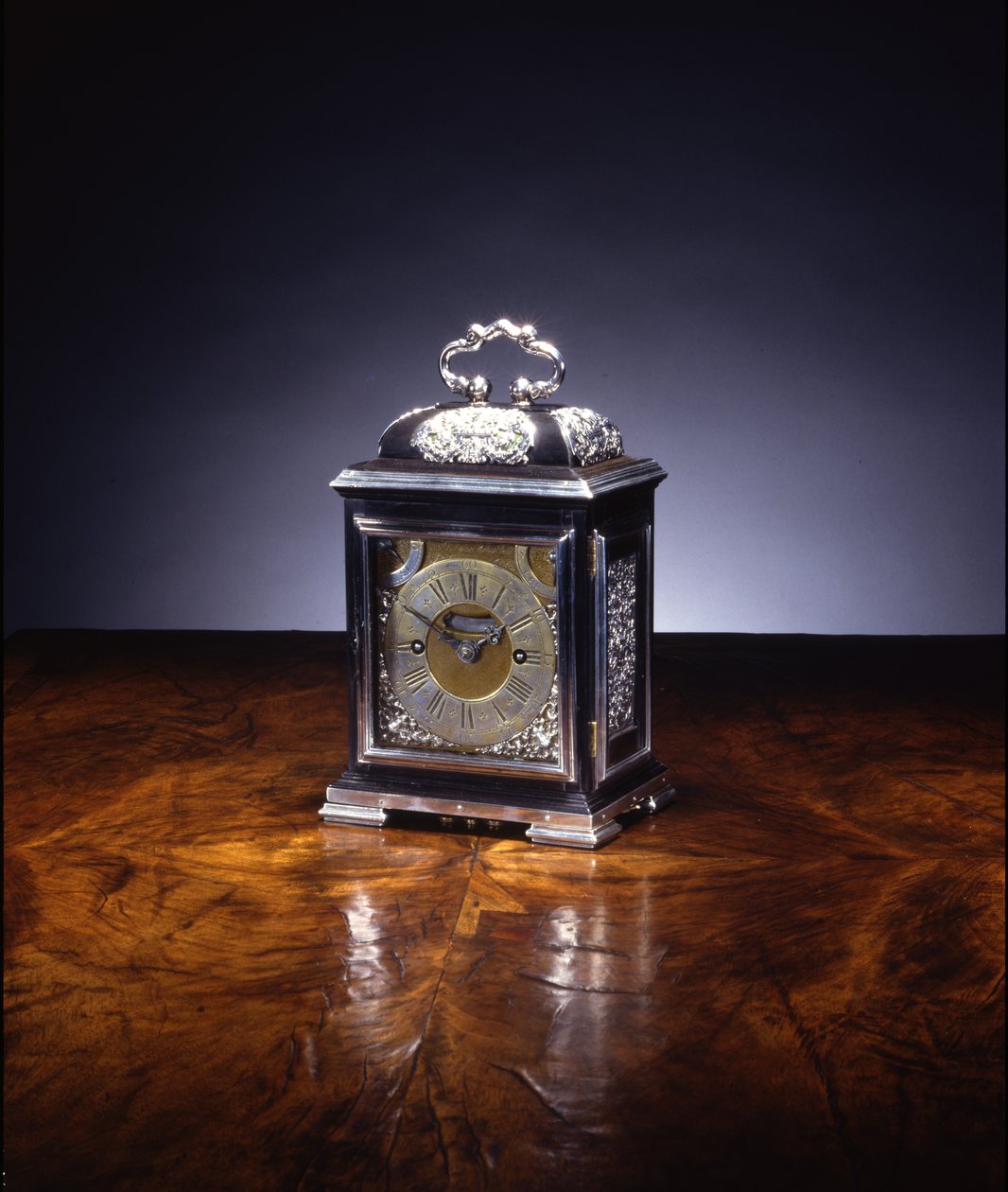 Miniatur-Schlaguhr, Nr. 222, ca. 1695 (Silber & Ebenholz) von Thomas Tompion