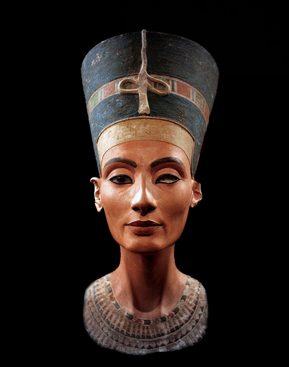 Büste der Nofretete (ca. 1370-1330 v. Chr.) Große Königliche Gemahlin des ägyptischen Pharaos Echnaton. Nofretete und ihr Mann waren für eine religiöse Revolution bekannt. Sie verehrten nur einen Gott, Aten, die Sonnenscheibe. von Thutmose Thutmose
