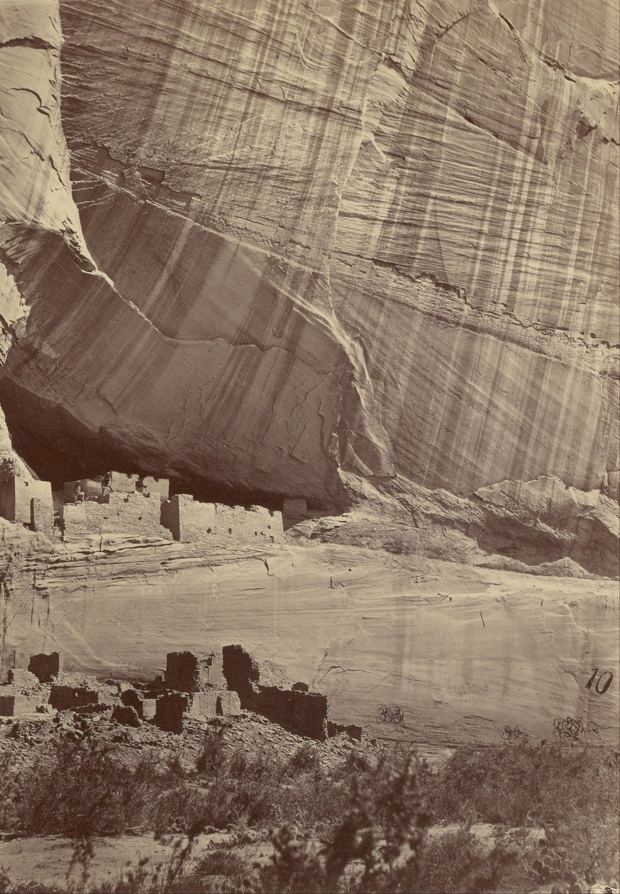 Antike Ruinen im Canyon de Chelly, New Mexico von Timothy H. OSullivan