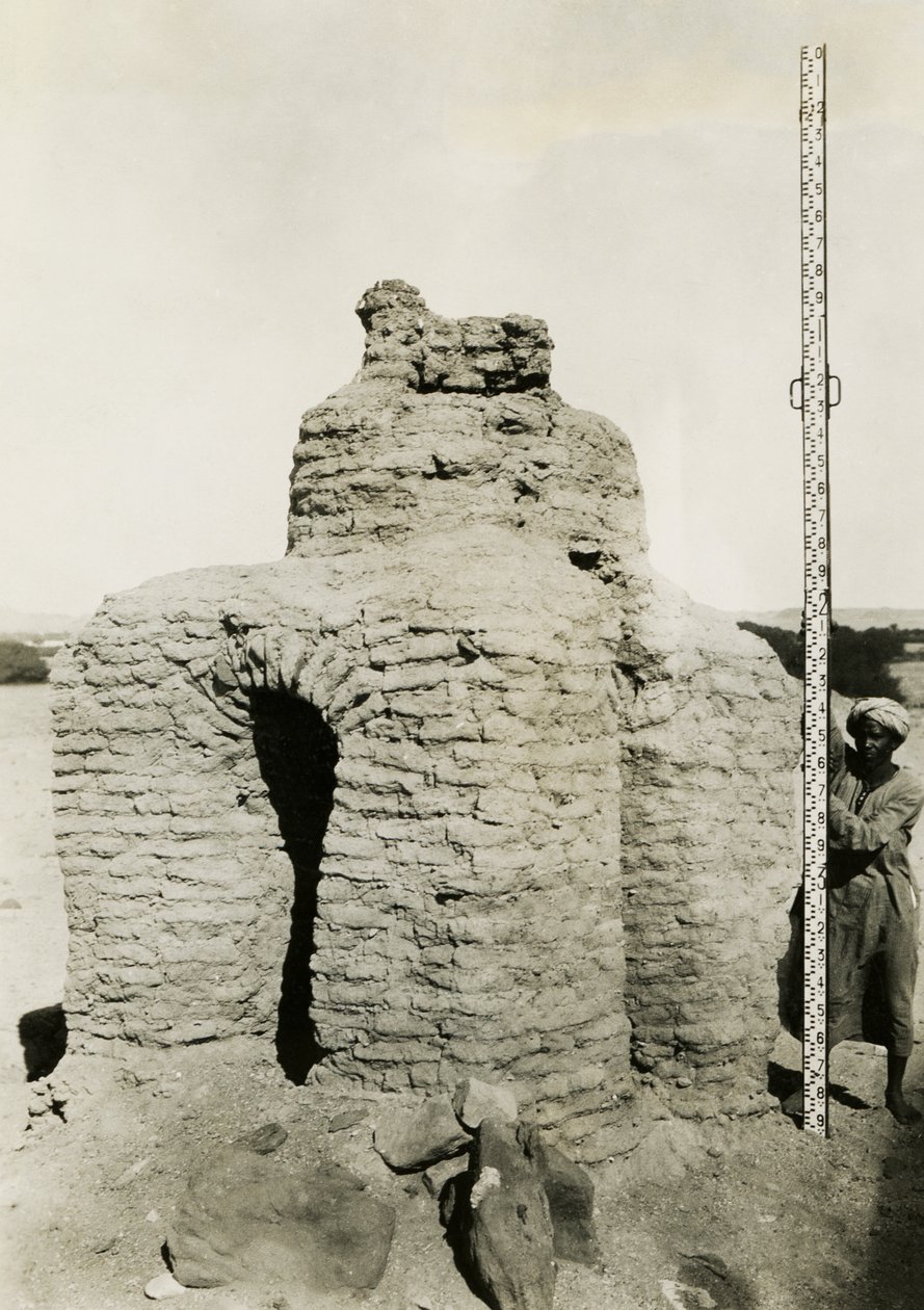 Christliches Grab in der Nekropole, Qasr Ibrim, Ägypten, Fotografie von Ugo Monneret de Villard von Ugo Monneret de Villard