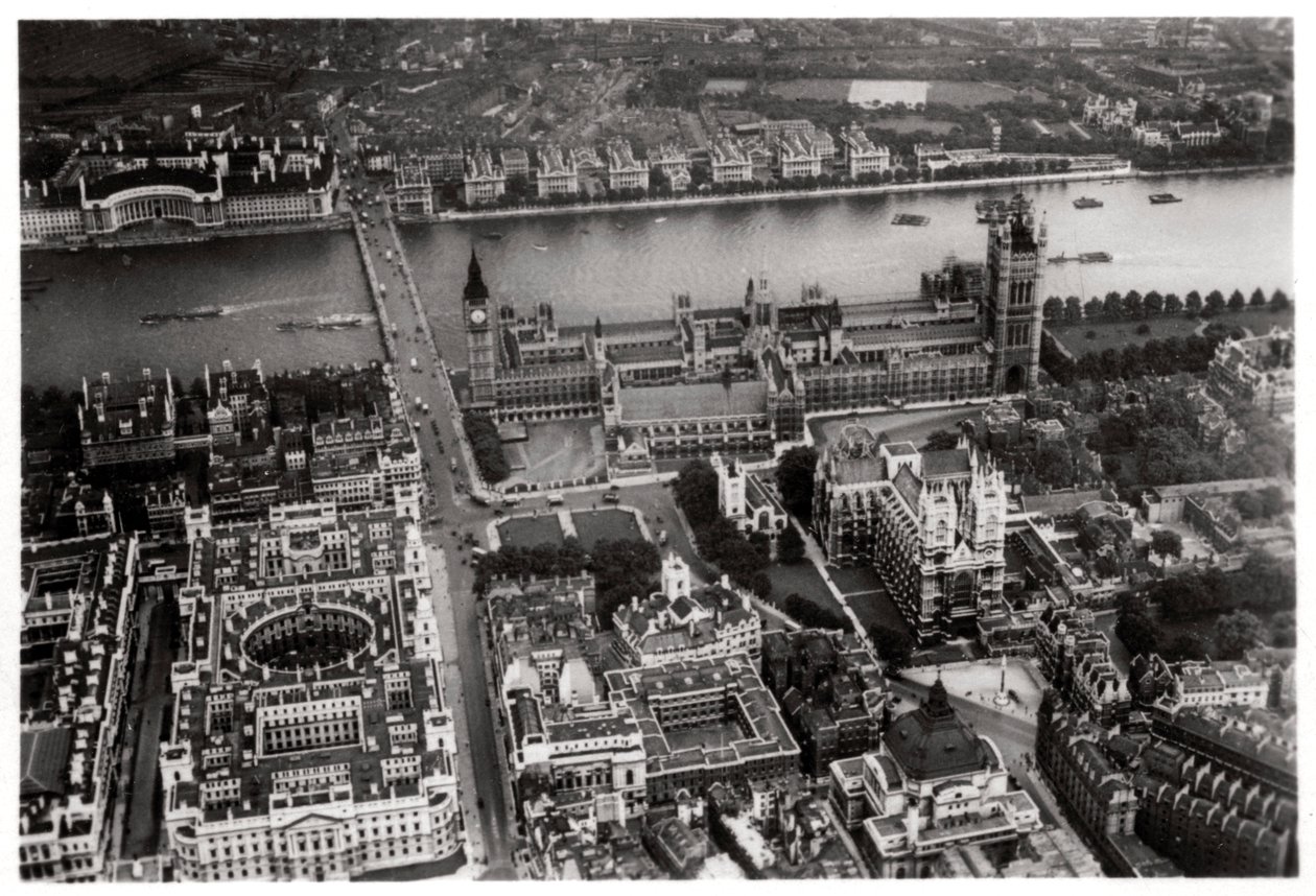 Luftaufnahme von Westminster, London, von einem Zeppelin, 1931 von Unbekannt