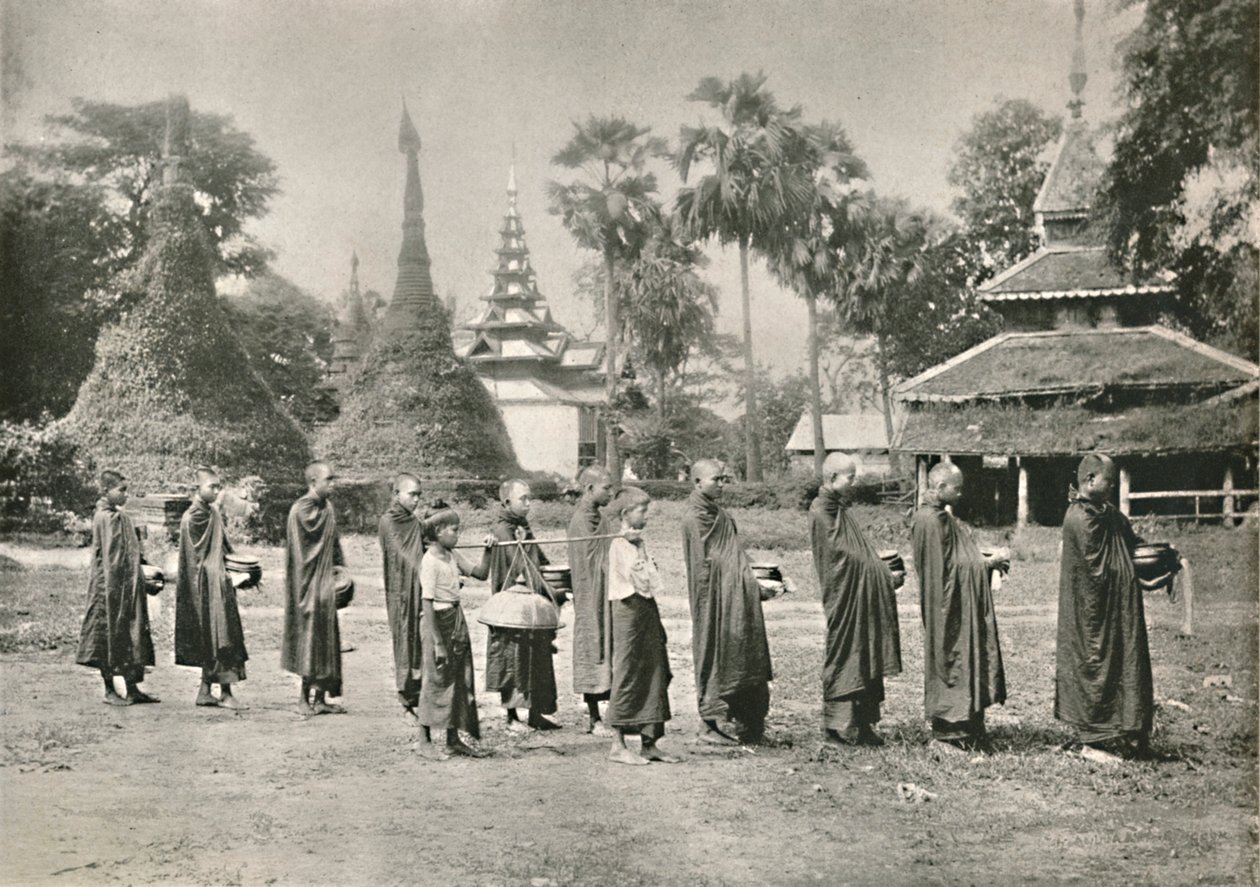 Burmesische Phoongyies sammeln Almosen, 1900 von Unbekannt